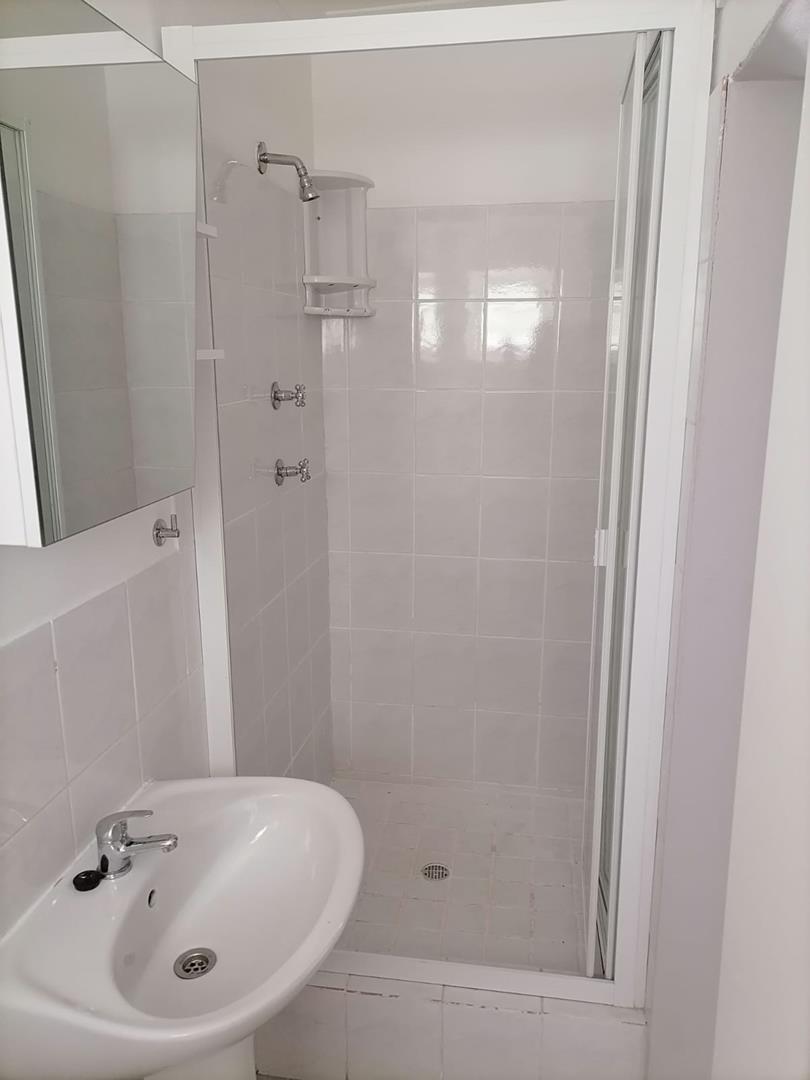 To Let 1 Bedroom Property for Rent in Strand Central Western Cape